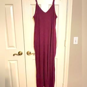 NWT Comfortable Large Maxi Dress (Maroon)